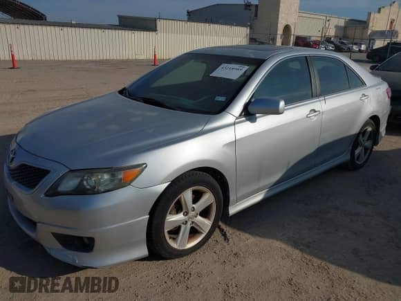 2011 Toyota Camry LE with VIN 4T1BF3EK7BU740980, listed as a IAAI auction lot 43218989 with 210,931 mi miles and . Bid and sale history available at DreamBid. Image 2.