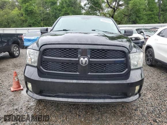 2014 Ram 1500 Tradesman z VIN 1C6RR6FT5ES113155, wystawiony jako Copart lot #56291695 z przebiegiem 154 792 mil mil oraz Szkoda całkowita • Salvage title. Historia ofert i sprzedaży dostępna na DreamBid. Obrazek 5.