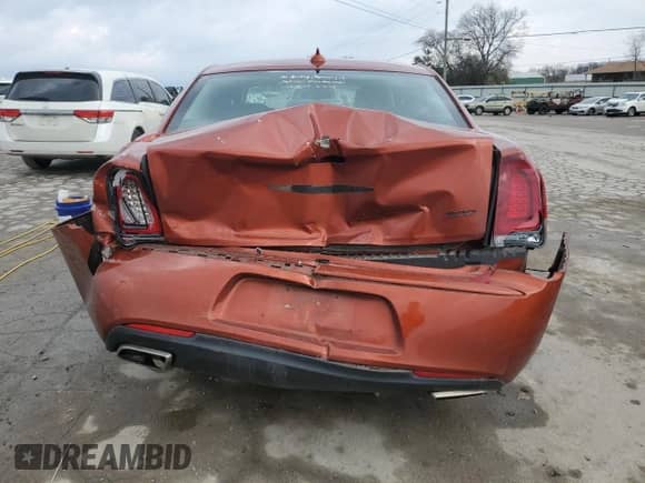 2021 Chrysler 300 Touring L z VIN 2C3CCARG6MH614020, wystawiony jako Copart lot #43814325 z przebiegiem 100 510 mil mil oraz Szkoda całkowita • Salvage title. Historia ofert i sprzedaży dostępna na DreamBid. Obrazek 6.
