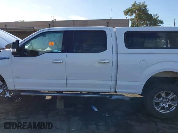 2017 Ford F-150 XLT with VIN 1FTFW1EG4HKE22258, listed as a IAAI auction lot 43358862 with 175,470 mi miles and . Bid and sale history available at DreamBid. Image 15.