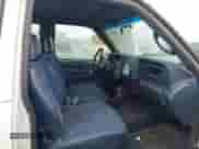 1998 Chevrolet Silverado 2500 с VIN 1GCGK29JXWE242631, выставлен на аукционе IAAI как лот 42986984 с пробегом 188 975 миль миль и . История ставок и продаж доступна на DreamBid. Изображение 5.