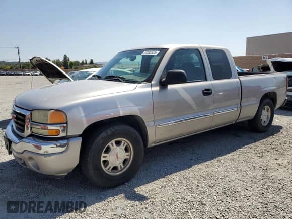 2005 GMC Sierra 1500 SLE z VIN 2GTEC19V951253055, wystawiony jako Copart lot #57235535 z przebiegiem 216 927 mil mil oraz Szkoda całkowita • Salvage title. Historia ofert i sprzedaży dostępna na DreamBid. Obrazek 1.