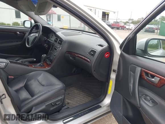 2007 Volvo S60 2.5L Turbo с VIN YV1RH592X72626245, выставлен на аукционе IAAI как лот 43088461 с пробегом 193 598 миль миль и . История ставок и продаж доступна на DreamBid. Изображение 5.