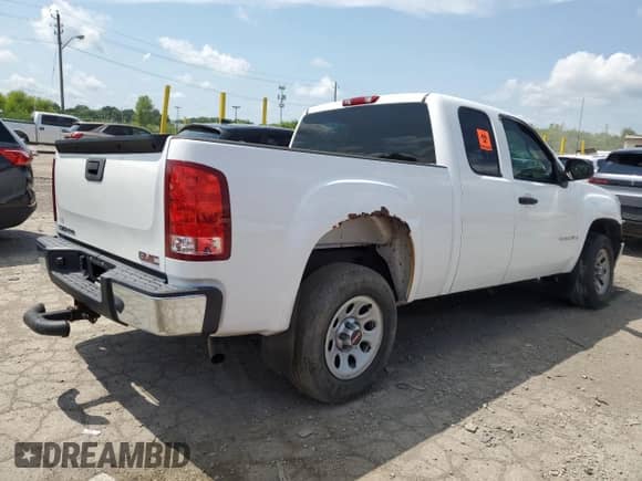 2007 GMC Sierra 1500 SLE1 with VIN 1GTEC19C47Z580360, listed as a Copart auction lot 64941155 with 173,885 mi miles and Salvage title. Bid and sale history available at DreamBid. Image 3.