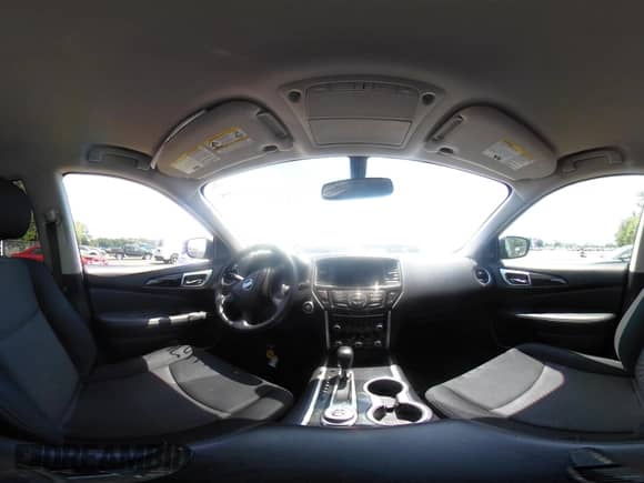 2018 Nissan Pathfinder SV z VIN 5N1DR2MM8JC645166, wystawiony jako IAAI lot #42666765 z przebiegiem 81 544 mil mil oraz . Historia ofert i sprzedaży dostępna na DreamBid. Obrazek 18.