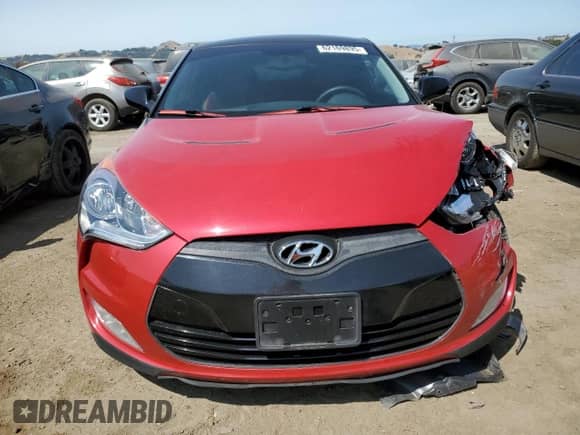 2012 Hyundai Veloster w/Red Int с VIN KMHTC6AD4CU054208, выставлен на аукционе Copart как лот 62169895 с пробегом 61 088 миль миль и Списание • Salvage title. История ставок и продаж доступна на DreamBid. Изображение 5.
