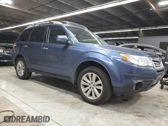 2011 Subaru Forester X Touring z VIN JF2SHBGCXBH773156, wystawiony jako Copart lot #89638955 z przebiegiem 141 531 mil mil oraz Czysty tytuł • Clean title. Historia ofert i sprzedaży dostępna na DreamBid. Obrazek 4.
