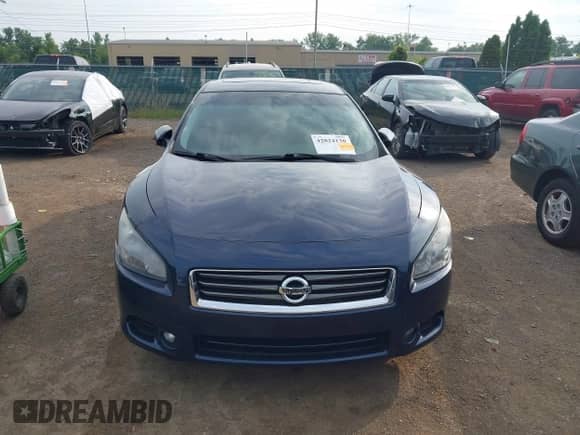 2014 Nissan Maxima SV z VIN 1N4AA5AP6EC499845, wystawiony jako IAAI lot #42824130 z przebiegiem 103 895 mil mil oraz . Historia ofert i sprzedaży dostępna na DreamBid. Obrazek 12.