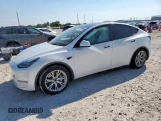 2021 Tesla Model Y Long Range с VIN 5YJYGDEE3MF145051, выставлен на аукционе Copart как лот 71403305 с пробегом 43 785 миль миль и Списание • Salvage title. История ставок и продаж доступна на DreamBid. Изображение 1.