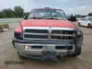 1997 Dodge 1500 z VIN 3B7HF13Z3VG830749, wystawiony jako Copart lot #57458335 z przebiegiem 151 498 mil mil oraz Szkoda całkowita • Salvage title. Historia ofert i sprzedaży dostępna na DreamBid. Obrazek 5.