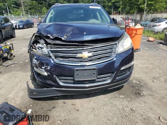 2016 Chevrolet Traverse LS с VIN 1GNKVFED7GJ109348, выставлен на аукционе Copart как лот 69344275 с пробегом Не указан миль и Чистый • Clean title. История ставок и продаж доступна на DreamBid. Изображение 5.