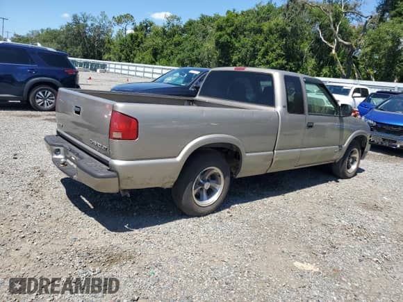2003 Chevrolet S-10 LS с VIN 1GCCS19X138197201, выставлен на аукционе Copart как лот 64192605 с пробегом 135 352 миль миль и Списание • Salvage title. История ставок и продаж доступна на DreamBid. Изображение 3.