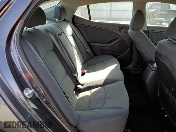 2015 Kia Optima LX с VIN KNAGM4A73F5649886, выставлен на аукционе Copart как лот 51450155 с пробегом 146 006 миль миль и Списание • Salvage title. История ставок и продаж доступна на DreamBid. Изображение 10.