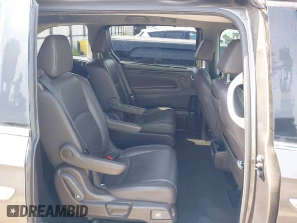 2019 Honda Odyssey EX-L с VIN 5FNRL6H70KB129914, выставлен на аукционе IAAI как лот 42809079 с пробегом 83 203 миль миль и . История ставок и продаж доступна на DreamBid. Изображение 8.