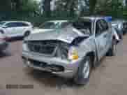 2004 Ford Explorer XLT z VIN 1FMZU73K04ZA81385, wystawiony jako IAAI lot #42722675 z przebiegiem Nie podano mil oraz . Historia ofert i sprzedaży dostępna na DreamBid. Obrazek 17.