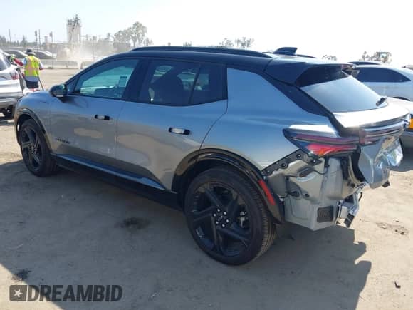 2024 Chevrolet Equinox EV RS z VIN 3GN7DNRP2RS234301, wystawiony jako IAAI lot #42484066 z przebiegiem 2 232 mil mil oraz . Historia ofert i sprzedaży dostępna na DreamBid. Obrazek 3.
