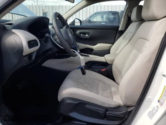 2023 Honda HR-V LX with VIN 3CZRZ2H33PM726525, listed as a Copart auction lot 70701095 with 122,971 mi miles and Salvage title. Bid and sale history available at DreamBid. Image 7.