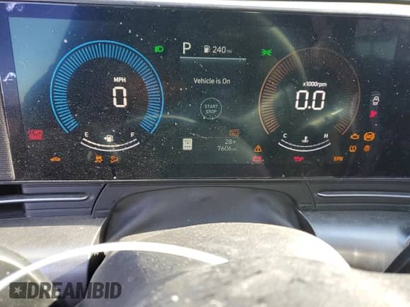 2024 Hyundai Kona SEL с VIN KM8HBCAB4RU120982, выставлен на аукционе Copart как лот 83154244 с пробегом 7 606 миль миль и Списание • Salvage title. История ставок и продаж доступна на DreamBid. Изображение 9.