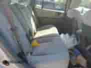 2005 Hyundai Santa Fe GLS с VIN KM8SC13D55U903499, выставлен на аукционе Copart как лот 80103685 с пробегом 174 294 миль миль и Чистый • Clean title. История ставок и продаж доступна на DreamBid. Изображение 11.