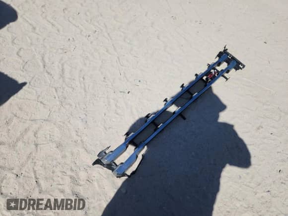 2021 Chevrolet Silverado 2500HD LTZ с VIN 1GC4YPEY3MF318151, выставлен на аукционе Copart как лот 82185355 с пробегом 173 234 миль миль и Списание • Salvage title. История ставок и продаж доступна на DreamBid. Изображение 12.