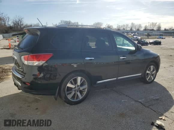 2014 Nissan Pathfinder Platinum with VIN 5N1AR2MM7EC605914, listed as a Copart auction lot 85470074 with 131,196 mi miles and Salvage title. Bid and sale history available at DreamBid. Image 3.