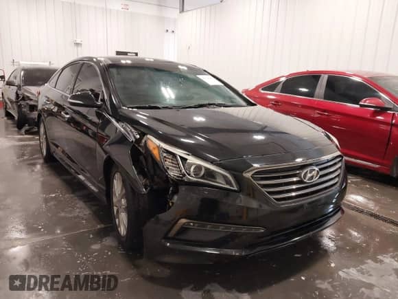 2015 Hyundai Sonata Sport z VIN 5NPE34AF4FH238890, wystawiony jako IAAI lot #42121265 z przebiegiem 98 771 mil mil oraz . Historia ofert i sprzedaży dostępna na DreamBid. Obrazek 6.