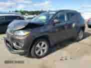 2019 Jeep Compass Latitude с VIN 3C4NJDBB5KT674790, выставлен на аукционе Copart как лот 69568045 с пробегом 93 821 миль миль и Списание • Salvage title. История ставок и продаж доступна на DreamBid. Изображение 1.