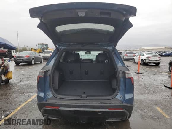 2025 Chevrolet Equinox FWD RS z VIN 3GNAXLEG1SL175362, wystawiony jako Copart lot #44587075 z przebiegiem 2 949 mil mil oraz Szkoda całkowita • Salvage title. Historia ofert i sprzedaży dostępna na DreamBid. Obrazek 6.