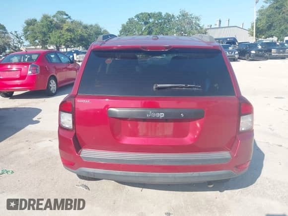 2017 Jeep Compass Sport с VIN 1C4NJCBA7HD119548, выставлен на аукционе IAAI как лот 42586037 с пробегом 93 529 миль миль и . История ставок и продаж доступна на DreamBid. Изображение 16.