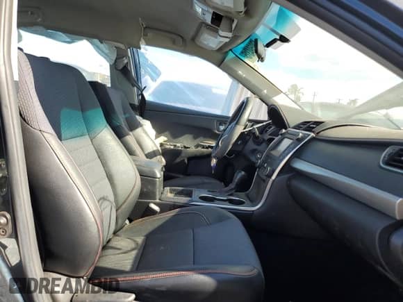 2016 Toyota Camry SE с VIN 4T1BF1FK8GU147297, выставлен на аукционе Copart как лот 70594315 с пробегом 65 646 миль миль и Списание • Salvage title. История ставок и продаж доступна на DreamBid. Изображение 7.