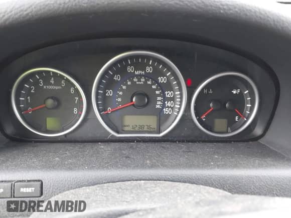 2008 Hyundai Veracruz GLS с VIN KM8NU13C28U053868, выставлен на аукционе IAAI как лот 43313764 с пробегом 123 876 миль миль и . История ставок и продаж доступна на DreamBid. Изображение 7.