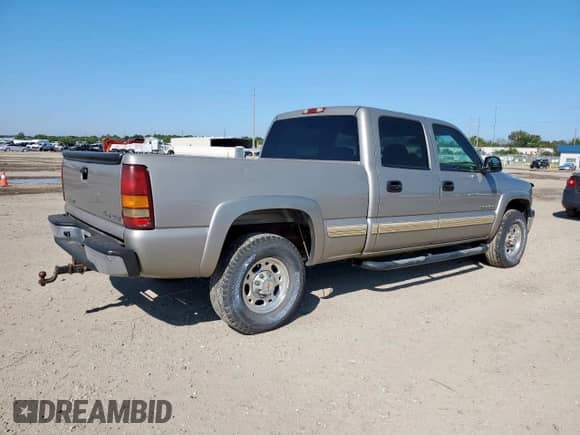2002 Chevrolet Silverado 1500HD LT с VIN 1GCGC13U62F224884, выставлен на аукционе Copart как лот 84391845 с пробегом 225 063 миль миль и Чистый • Clean title. История ставок и продаж доступна на DreamBid. Изображение 3.