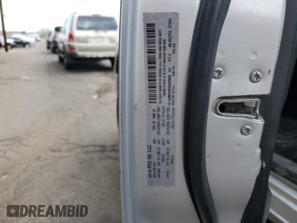 2016 Ram 1500 Laramie z VIN 1C6RR7NT8GS247846, wystawiony jako Copart lot #54616525 z przebiegiem 151 301 mil mil oraz Czysty tytuł • Clean title. Historia ofert i sprzedaży dostępna na DreamBid. Obrazek 12.