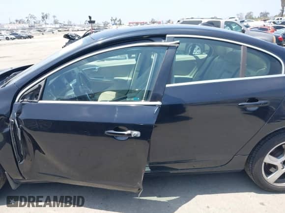 2012 Volvo S60 T5 с VIN YV1622FS7C2116145, выставлен на аукционе IAAI как лот 42560076 с пробегом 91 493 миль миль и . История ставок и продаж доступна на DreamBid. Изображение 15.