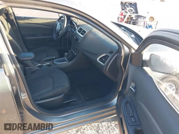 2012 Dodge Avenger SE with VIN 1C3CDZAG1CN314298, listed as a IAAI auction lot 43426201 with 158,064 mi miles and . Bid and sale history available at DreamBid. Image 5.