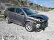 2021 Hyundai Tucson SE z VIN KM8J23A4XMU312127, wystawiony jako Copart lot #72009975 z przebiegiem 85 878 mil mil oraz Szkoda całkowita • Salvage title. Historia ofert i sprzedaży dostępna na DreamBid. Obrazek 4.