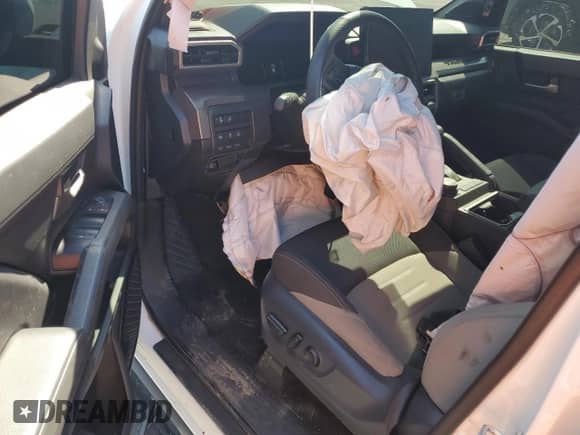 2024 Toyota Tacoma SR5 with VIN 3TMLB5JN1RM062810, listed as a Copart auction lot 80575815 with 11,680 mi miles and Salvage title. Bid and sale history available at DreamBid. Image 8.