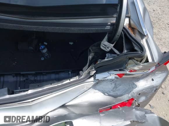 2011 Acura TL Technology с VIN 19UUA8F58BA008961, выставлен на аукционе IAAI как лот 42705953 с пробегом 202 210 миль миль и . История ставок и продаж доступна на DreamBid. Изображение 19.
