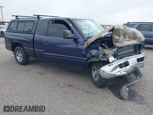 1998 Dodge 1500 с VIN 3B7HC12Z8WM208502, выставлен на аукционе IAAI как лот 42758559 с пробегом Не указан миль и . История ставок и продаж доступна на DreamBid. Изображение 1.