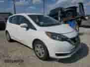 2017 Nissan Note SV z VIN 3N1CE2CP5HL376049, wystawiony jako Copart lot #84644615 z przebiegiem 149 973 mil mil oraz Czysty tytuł • Clean title. Historia ofert i sprzedaży dostępna na DreamBid. Obrazek 4.