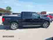 2018 Ford F-150 XL z VIN 1FTEW1EP0JKC85174, wystawiony jako IAAI lot #42695721 z przebiegiem 108 088 mil mil oraz . Historia ofert i sprzedaży dostępna na DreamBid. Obrazek 13.