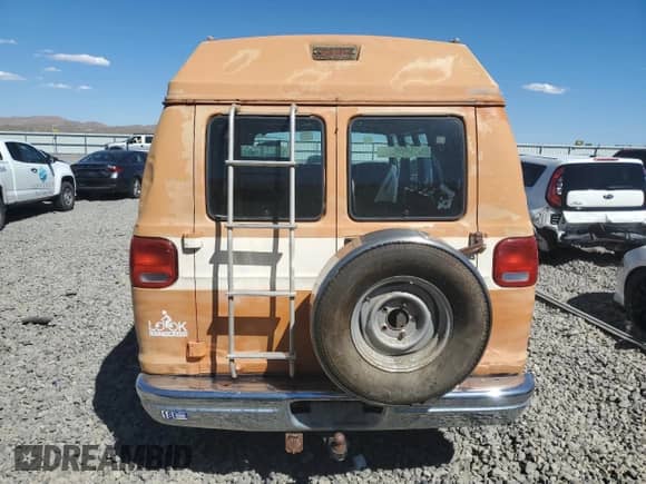 1996 Dodge Cargo with VIN 2B6HB21Y5TK129680, listed as a Copart auction lot 67195874 with 203,738 mi miles and Clean title. Bid and sale history available at DreamBid. Image 6.