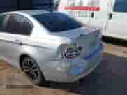 2007 BMW 3 Series 328i z VIN WBAVC53527FZ75041, wystawiony jako IAAI lot #43240788 z przebiegiem 165 460 mil mil oraz . Historia ofert i sprzedaży dostępna na DreamBid. Obrazek 6.