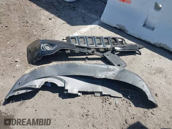 2014 Jeep Compass Sport с VIN 1C4NJCBB6ED531657, выставлен на аукционе IAAI как лот 43039659 с пробегом 177 242 миль миль и . История ставок и продаж доступна на DreamBid. Изображение 11.