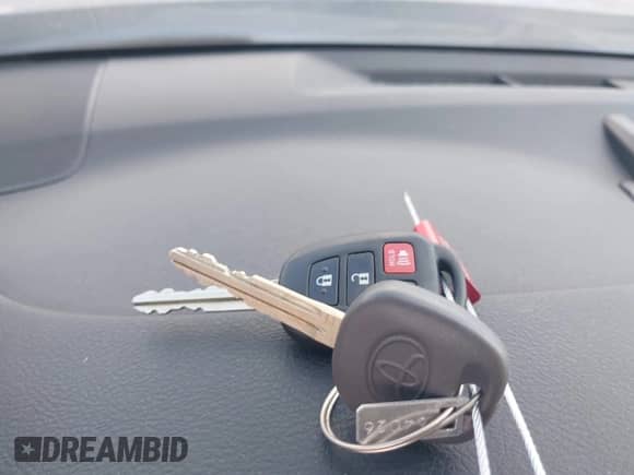 2017 Toyota Camry SE with VIN 4T1BF1FK3HU289090, listed as a IAAI auction lot 43339264 with 119,322 mi miles and . Bid and sale history available at DreamBid. Image 11.