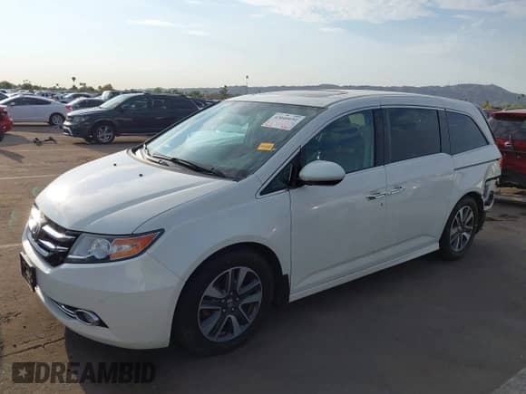 2015 Honda Odyssey Touring Elite с VIN 5FNRL5H94FB052272, выставлен на аукционе IAAI как лот 43040692 с пробегом 134 921 миль миль и . История ставок и продаж доступна на DreamBid. Изображение 2.