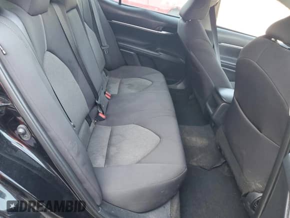 2023 Toyota Camry LE z VIN 4T1C11AK5PU774355, wystawiony jako Copart lot #64551525 z przebiegiem 23 166 mil mil oraz Czysty tytuł • Clean title. Historia ofert i sprzedaży dostępna na DreamBid. Obrazek 10.