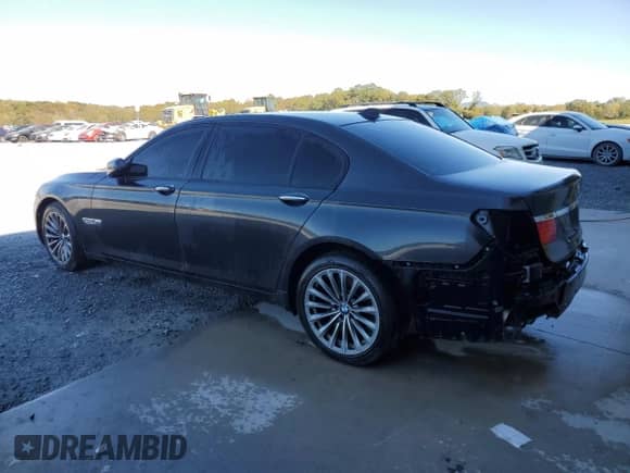 2012 BMW 7 Series 750Li с VIN WBAKB8C58CC963284, выставлен на аукционе Copart как лот 89708225 с пробегом 108 079 миль миль и Чистый • Clean title. История ставок и продаж доступна на DreamBid. Изображение 2.