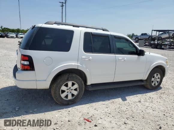 2009 Ford Explorer XLT с VIN 1FMEU73E19UA39465, выставлен на аукционе Copart как лот 56212165 с пробегом 227 325 миль миль и На запчасти • Non repairable. История ставок и продаж доступна на DreamBid. Изображение 3.