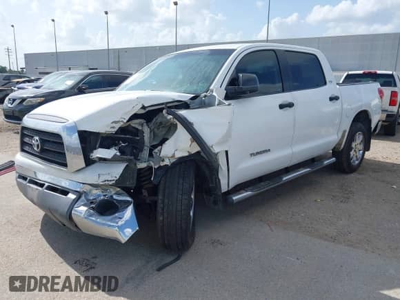 2007 Toyota Tundra SR5 z VIN 5TBET54177S454906, wystawiony jako IAAI lot #42524859 z przebiegiem 429 890 mil mil oraz . Historia ofert i sprzedaży dostępna na DreamBid. Obrazek 2.
